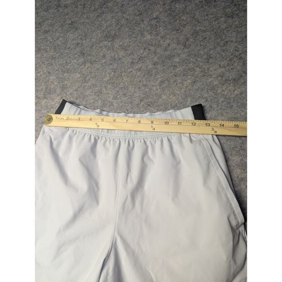 Under Armour Mens Peak Woven Shorts Gray Small Running Active Pockets - Picture 3 of 6